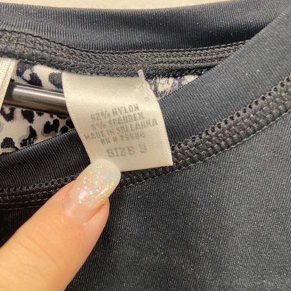 Z energy by‎ Chicos black exercize sleeveless top black w zipper pocket size 3 - Picture 3 of 8